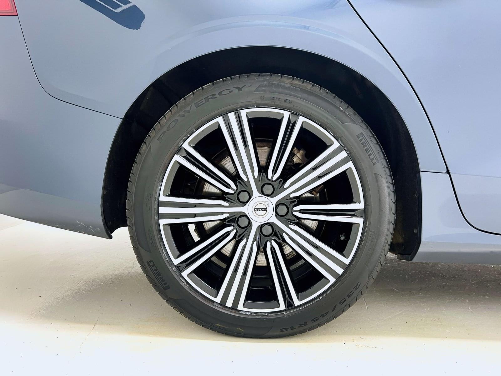 VOLVO V60 INSCRIPTION AWD 2.0 T6 340 23 