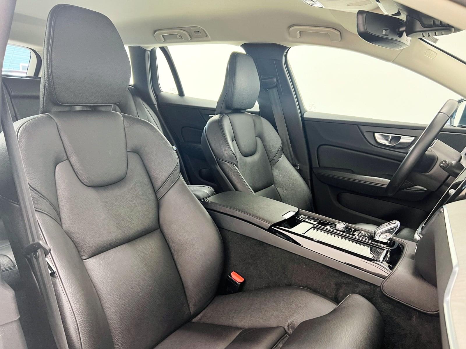 VOLVO V60 INSCRIPTION AWD 2.0 T6 340 40 