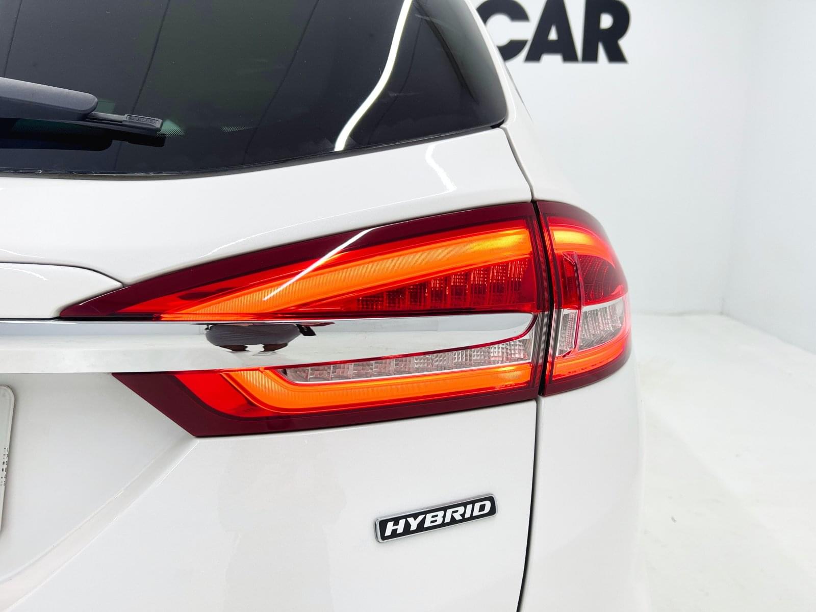 FORD MONDEO 2.0 HíBRIDO TITANIUM HEV AT SB 19 