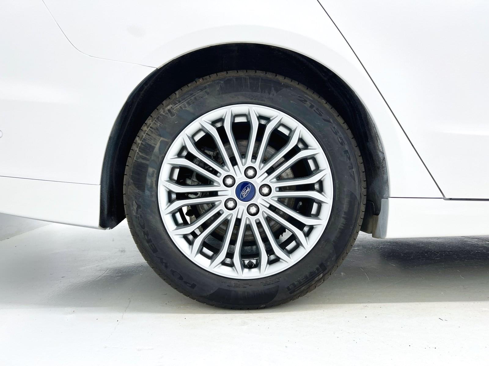 FORD MONDEO 2.0 HíBRIDO TITANIUM HEV AT SB 24 