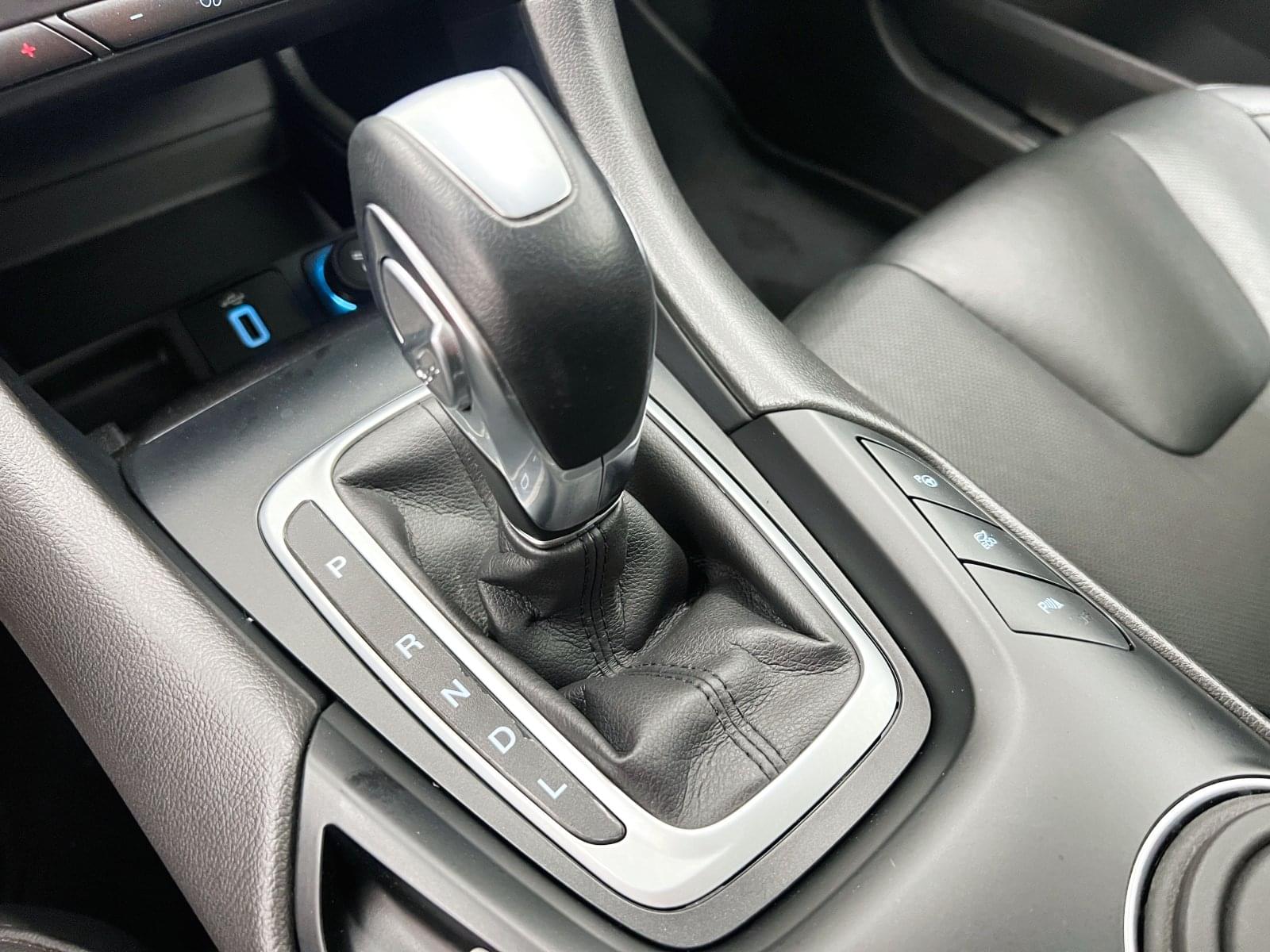 FORD MONDEO 2.0 HíBRIDO TITANIUM HEV AT SB 37 