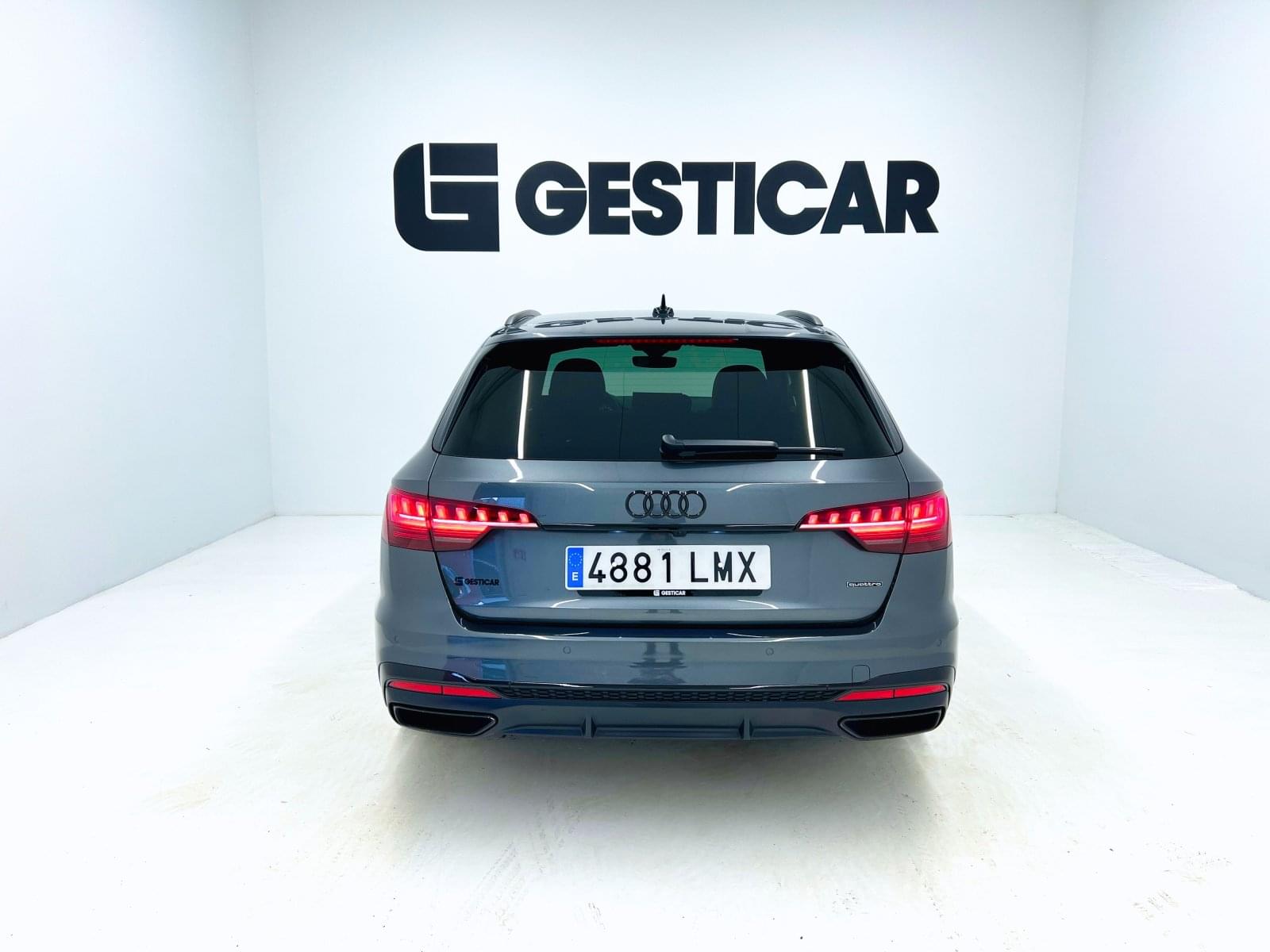 AUDI A4 AVANT BLACK LINE 45 TFSI 12 