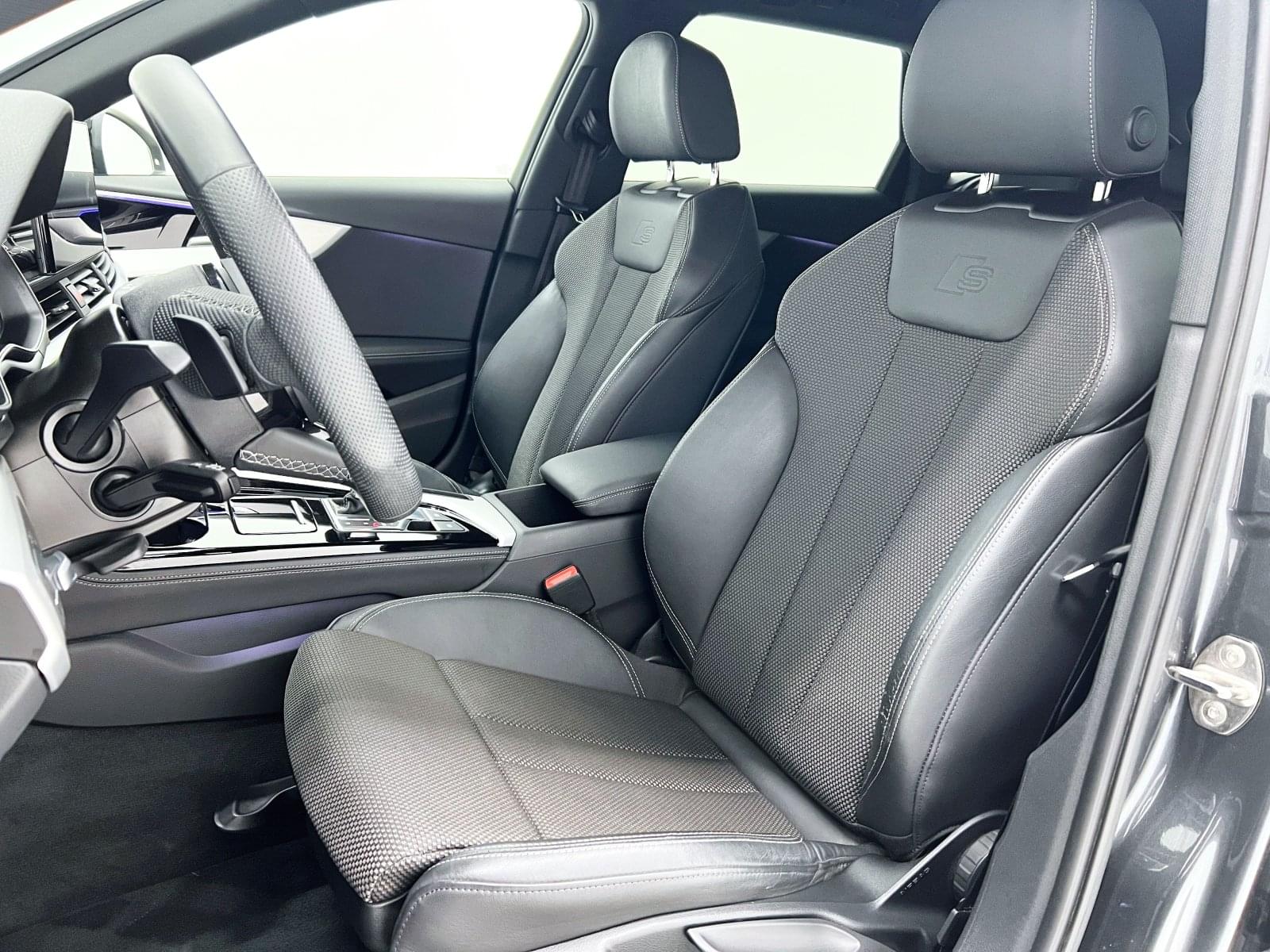 AUDI A4 AVANT BLACK LINE 45 TFSI 22 