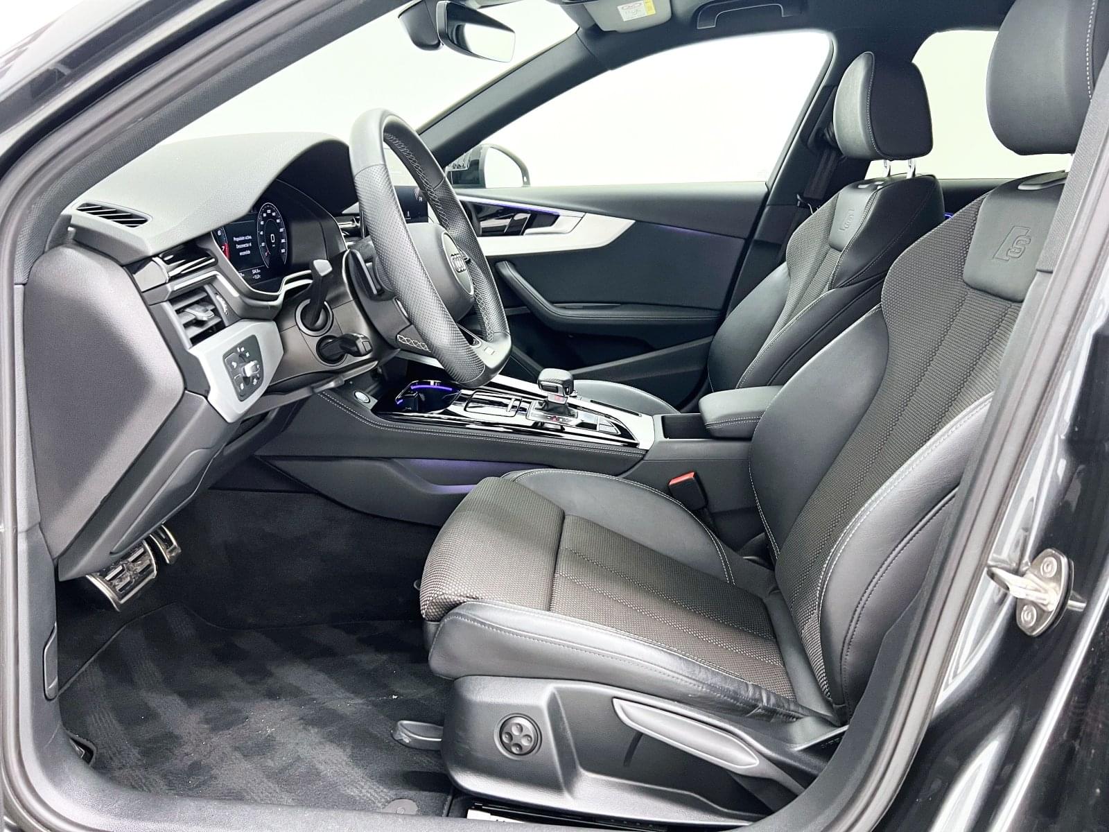AUDI A4 AVANT BLACK LINE 45 TFSI 23 