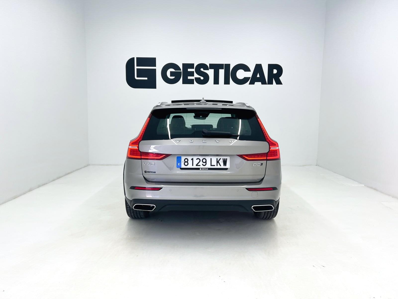 VOLVO V60 CROSS COUNTRY 2.0 B5 AWD CROSS COUNTRY PRO AUTO 13 
