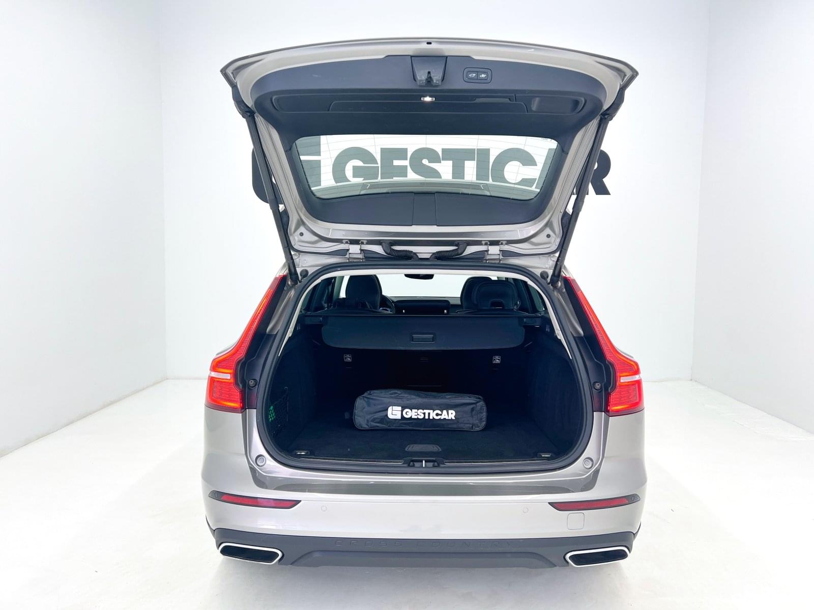 VOLVO V60 CROSS COUNTRY 2.0 B5 AWD CROSS COUNTRY PRO AUTO 14 