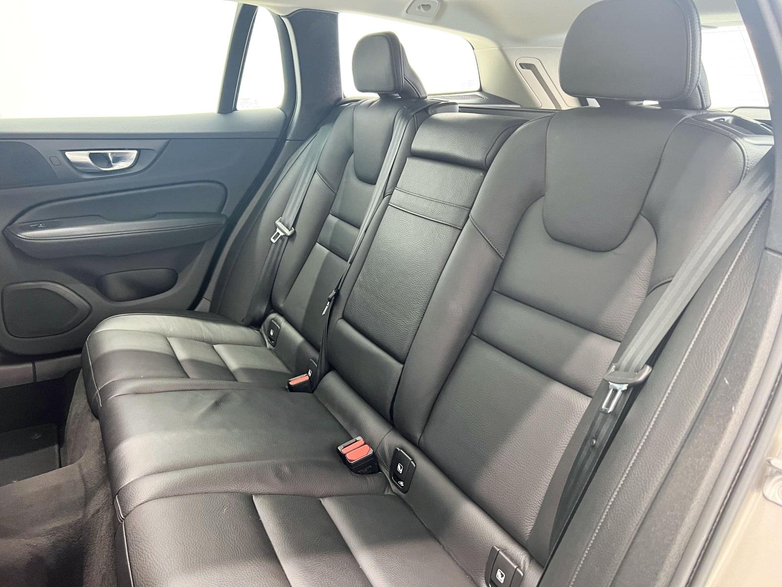 VOLVO V60 CROSS COUNTRY 2.0 B5 AWD CROSS COUNTRY PRO AUTO 44 