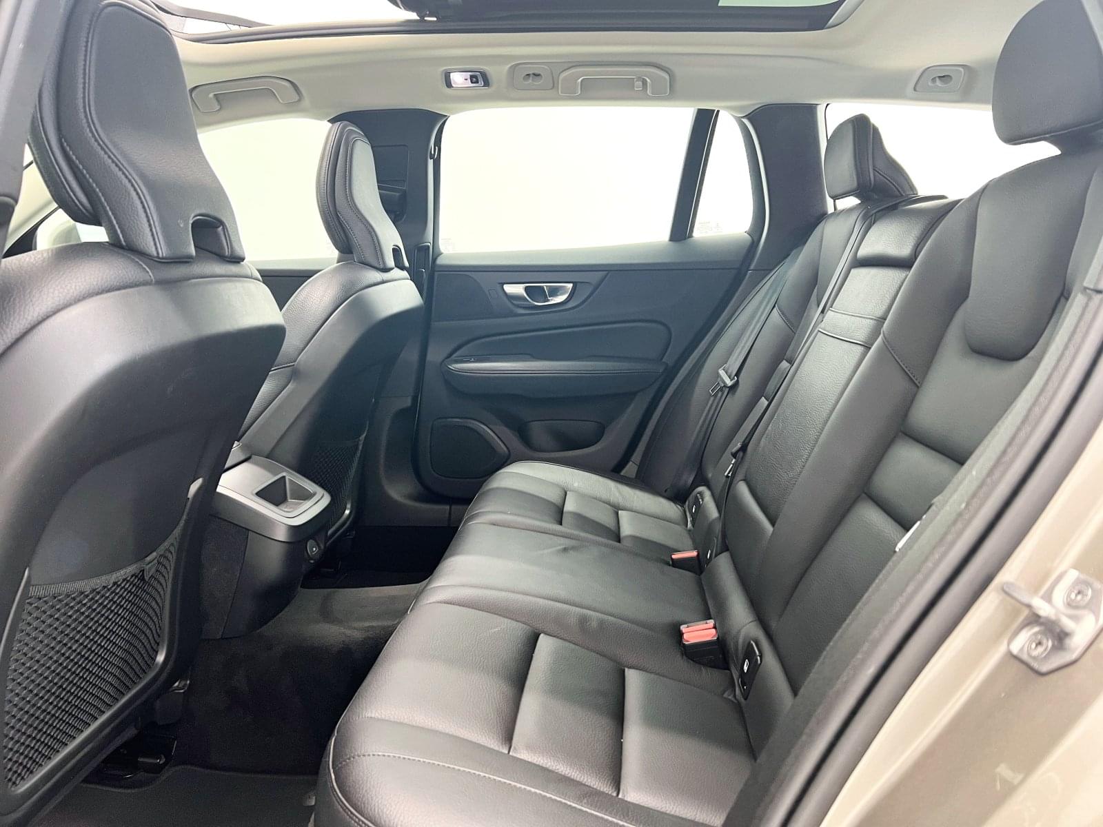 VOLVO V60 CROSS COUNTRY 2.0 B5 AWD CROSS COUNTRY PRO AUTO 43 