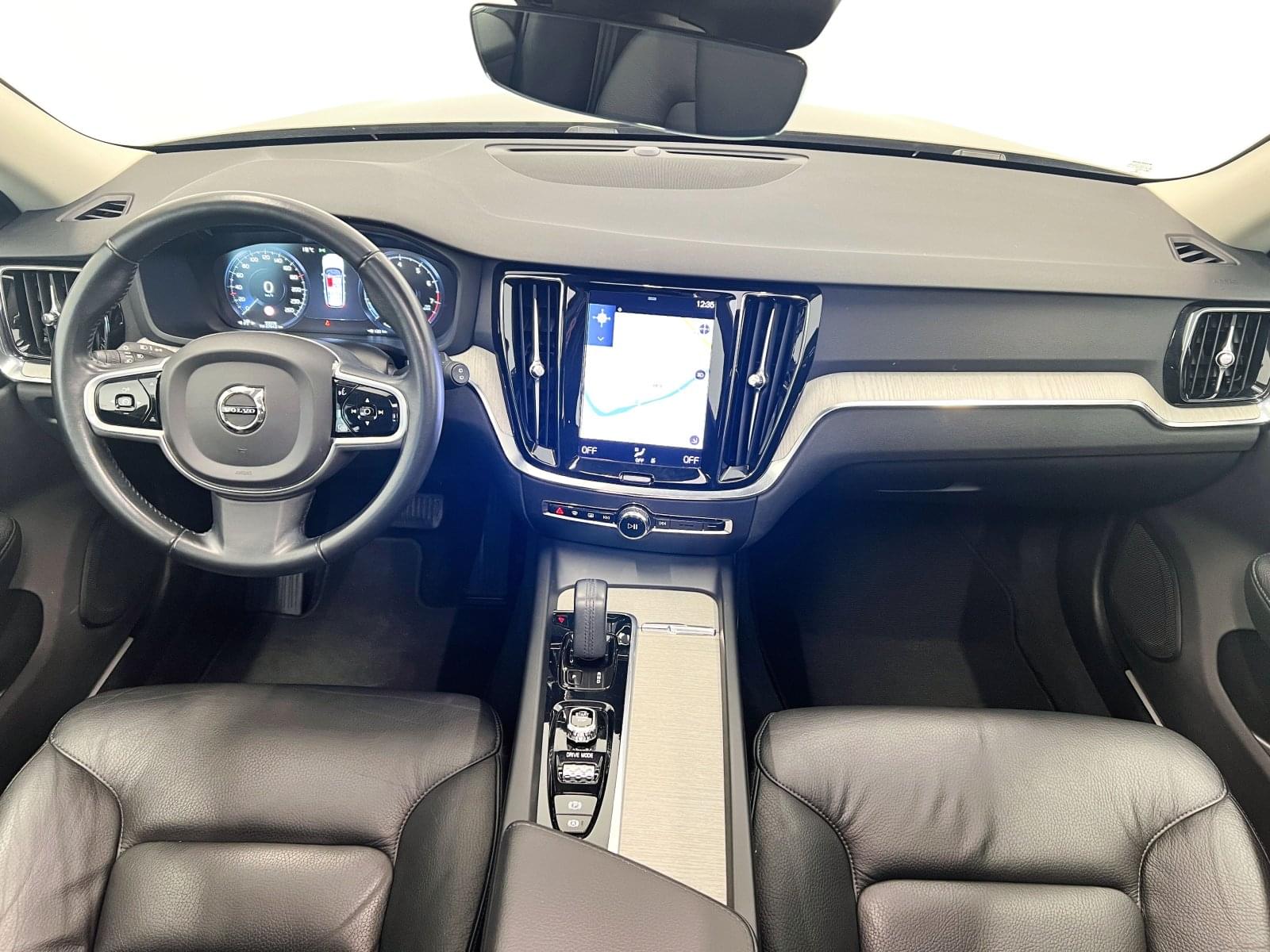 VOLVO V60 CROSS COUNTRY 2.0 B5 AWD CROSS COUNTRY PRO AUTO 29 