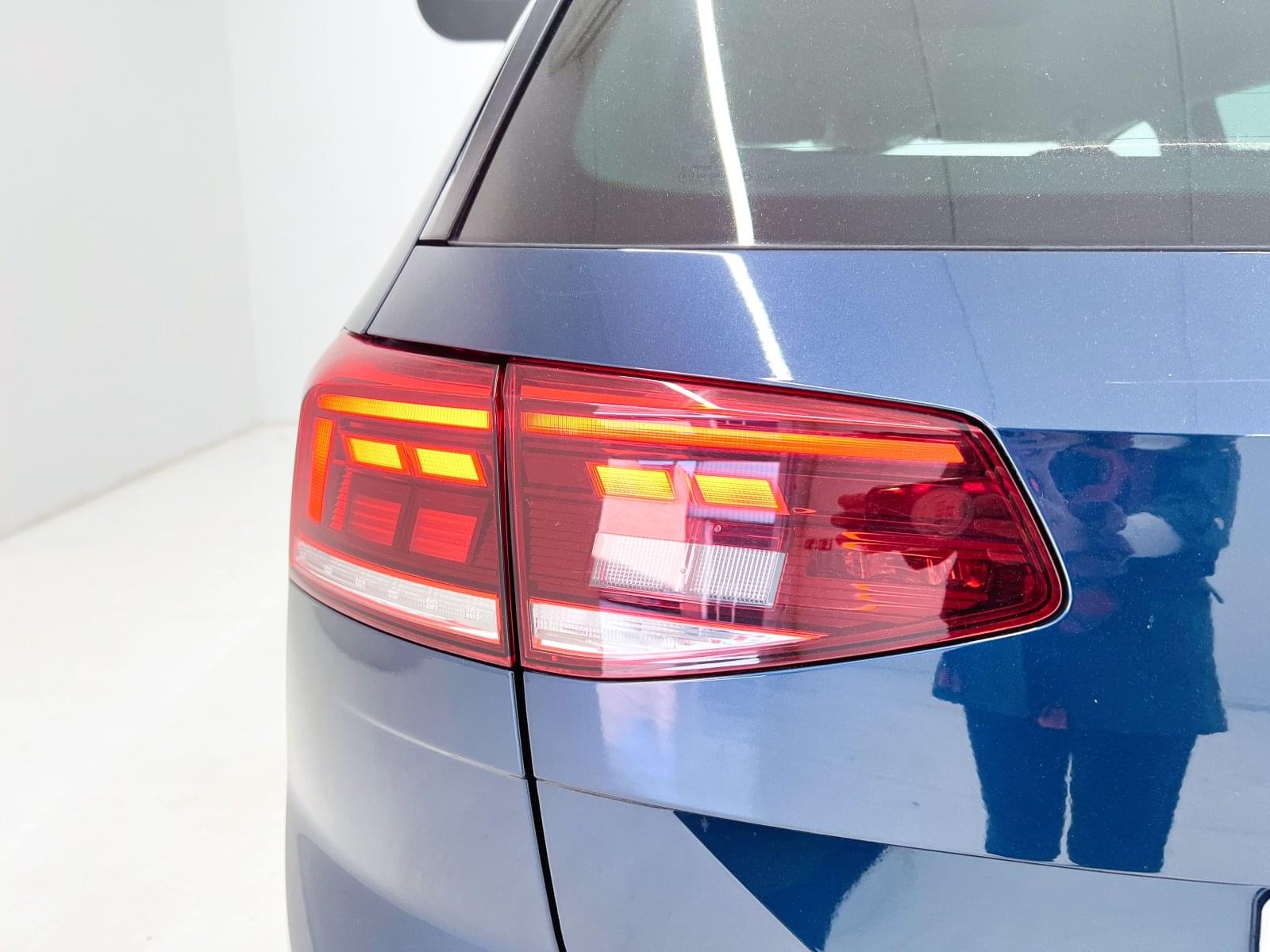 VOLKSWAGEN PASSAT VARIANT EXECUTIVE 2.0 TDI AT7 11 