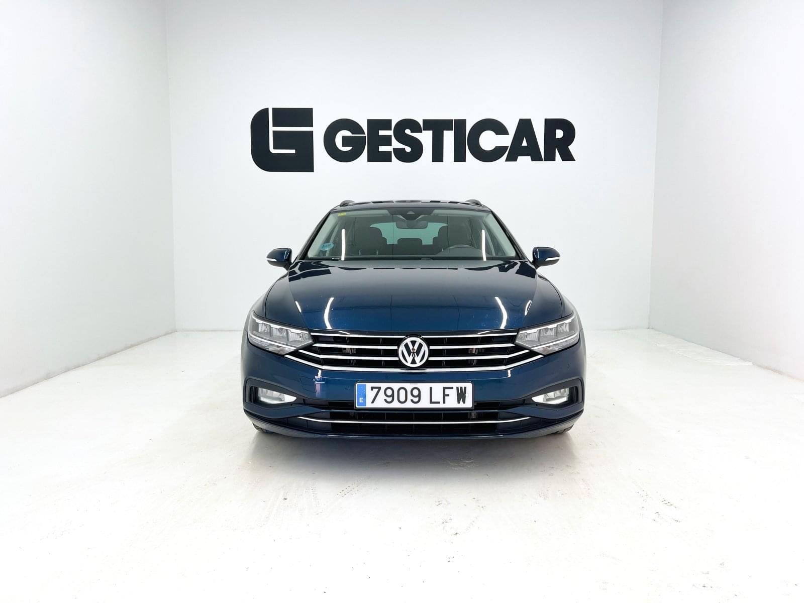 VOLKSWAGEN PASSAT VARIANT EXECUTIVE 2.0 TDI AT7 6 