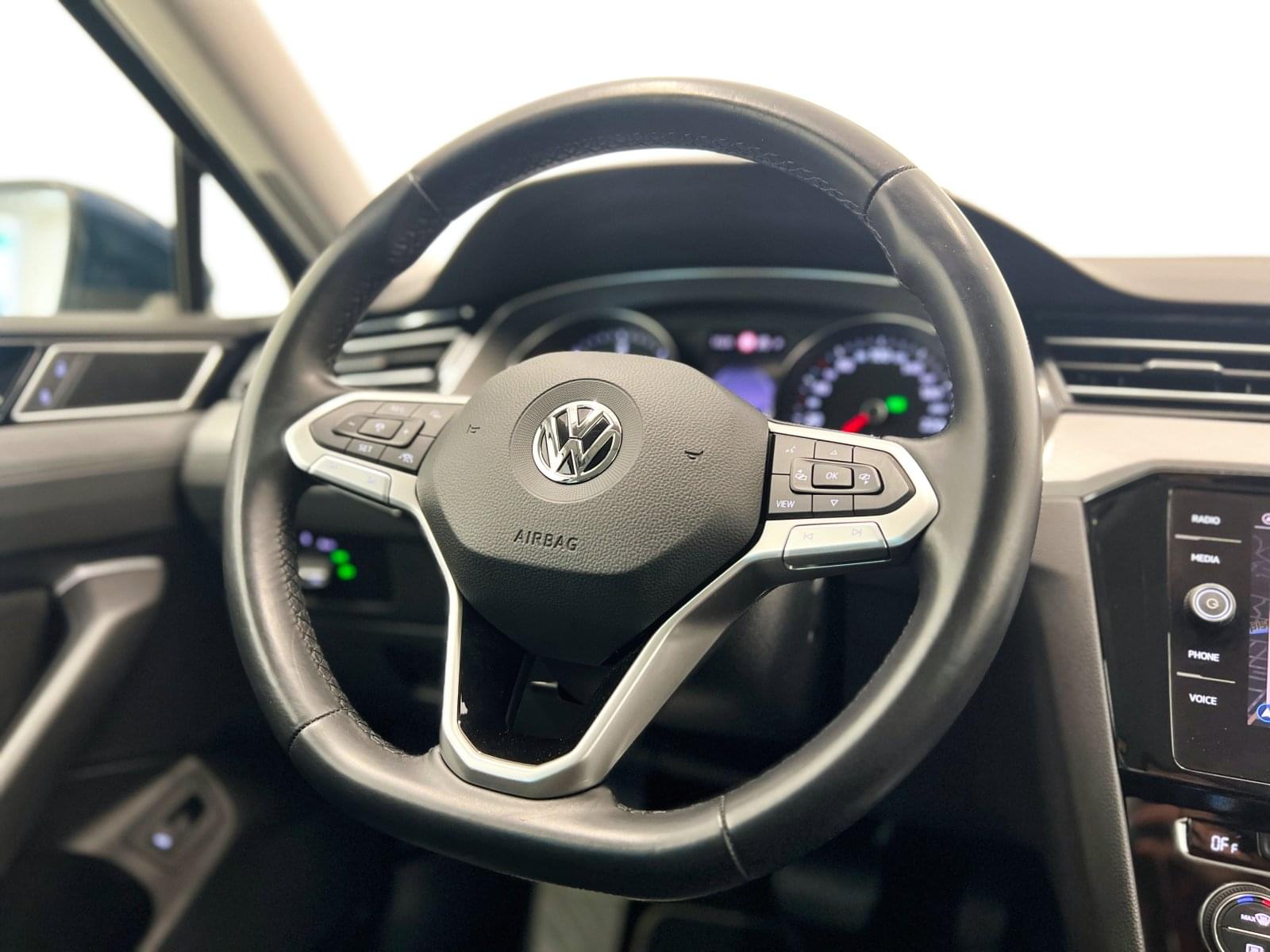 VOLKSWAGEN PASSAT VARIANT EXECUTIVE 2.0 TDI AT7 27 