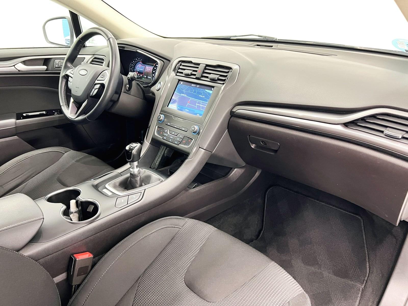 FORD MONDEO TITANIUM 235   2.0 TDCI 40 