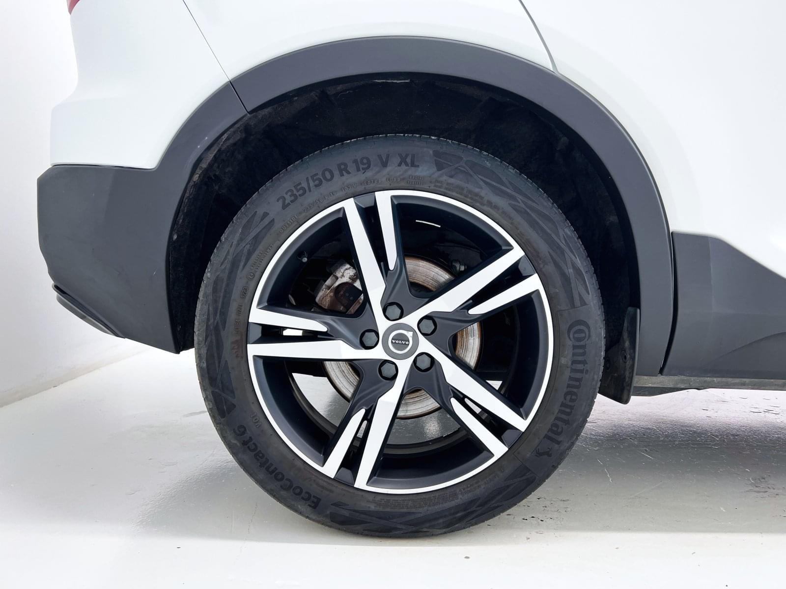 VOLVO XC40 1.5 T4 TWIN RECHARGE R-DESIGN AUTO 26 