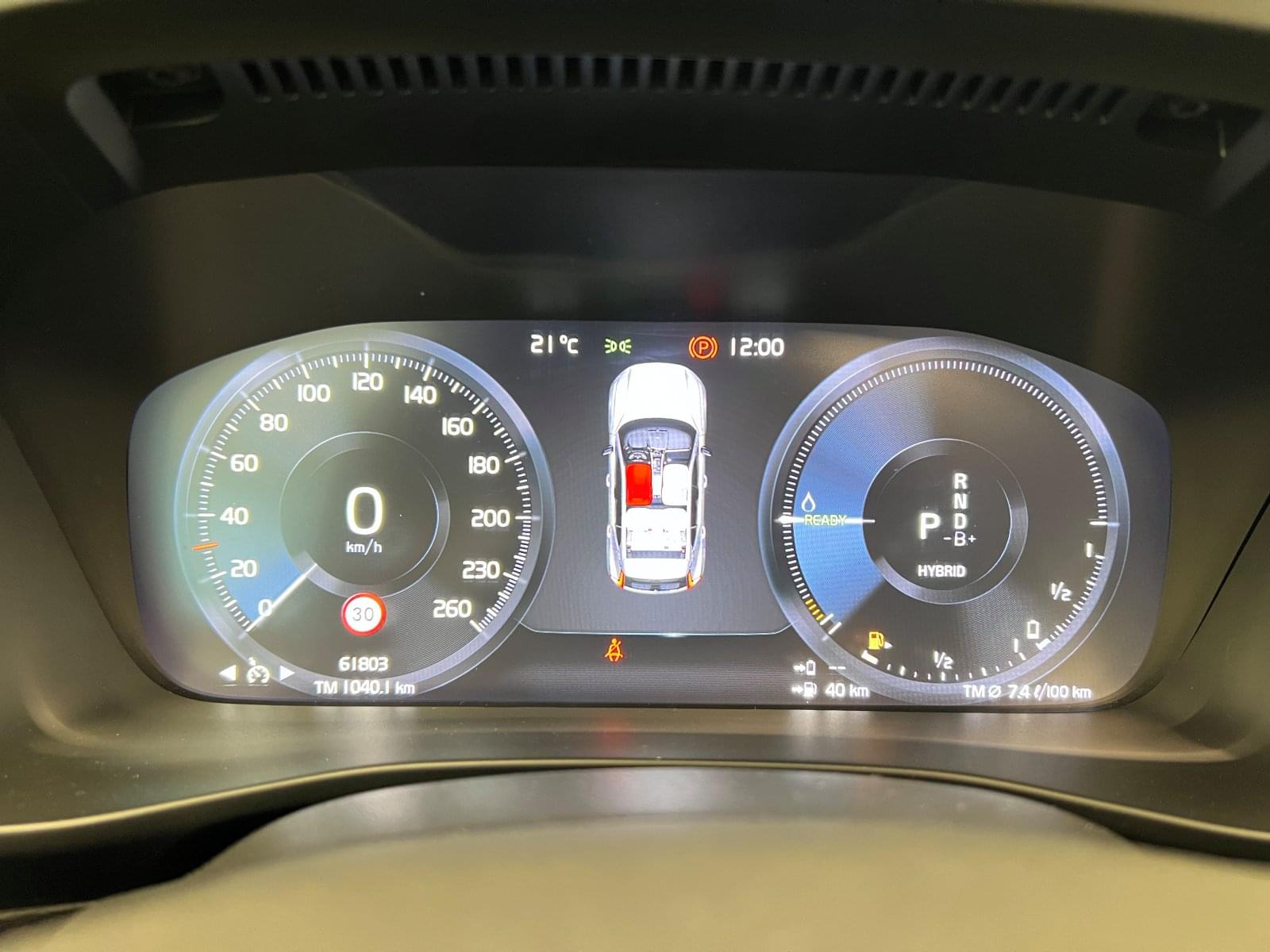VOLVO XC40 1.5 T4 TWIN RECHARGE R-DESIGN AUTO 35 