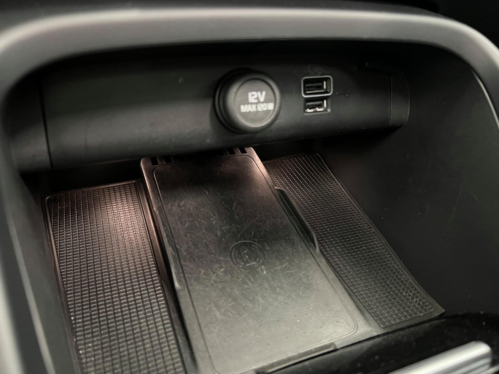 VOLVO XC40 1.5 T4 TWIN RECHARGE R-DESIGN AUTO 40 
