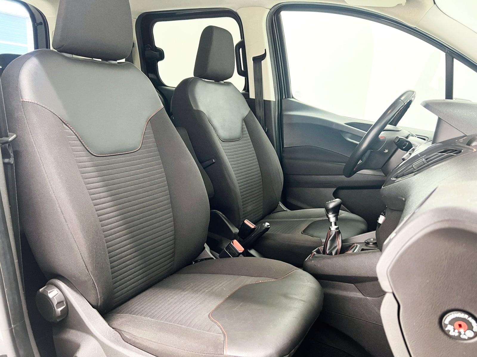 FORD TOURNEO COURIER 1.0 ECOBOOST. SPORT 35 