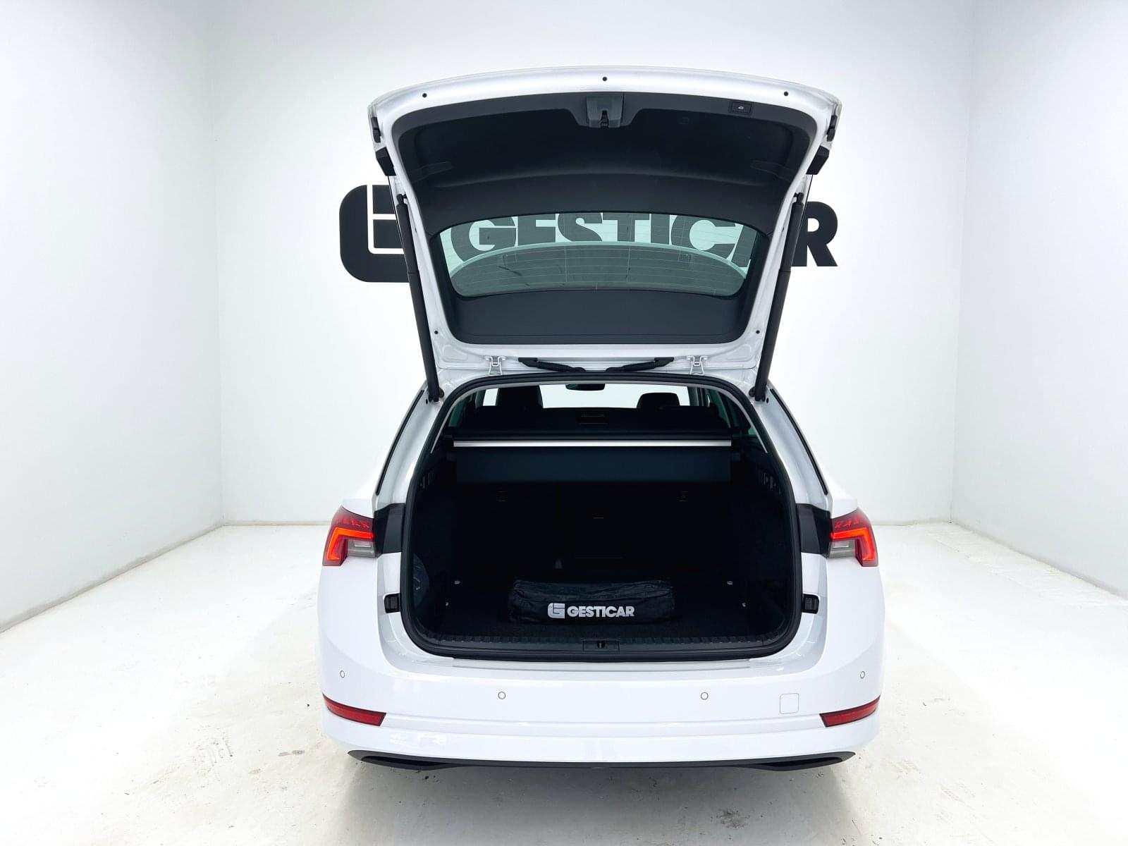 SKODA OCTAVIA COMBI STYLE 2.0 TDI 7 150 CV DSG7 13 