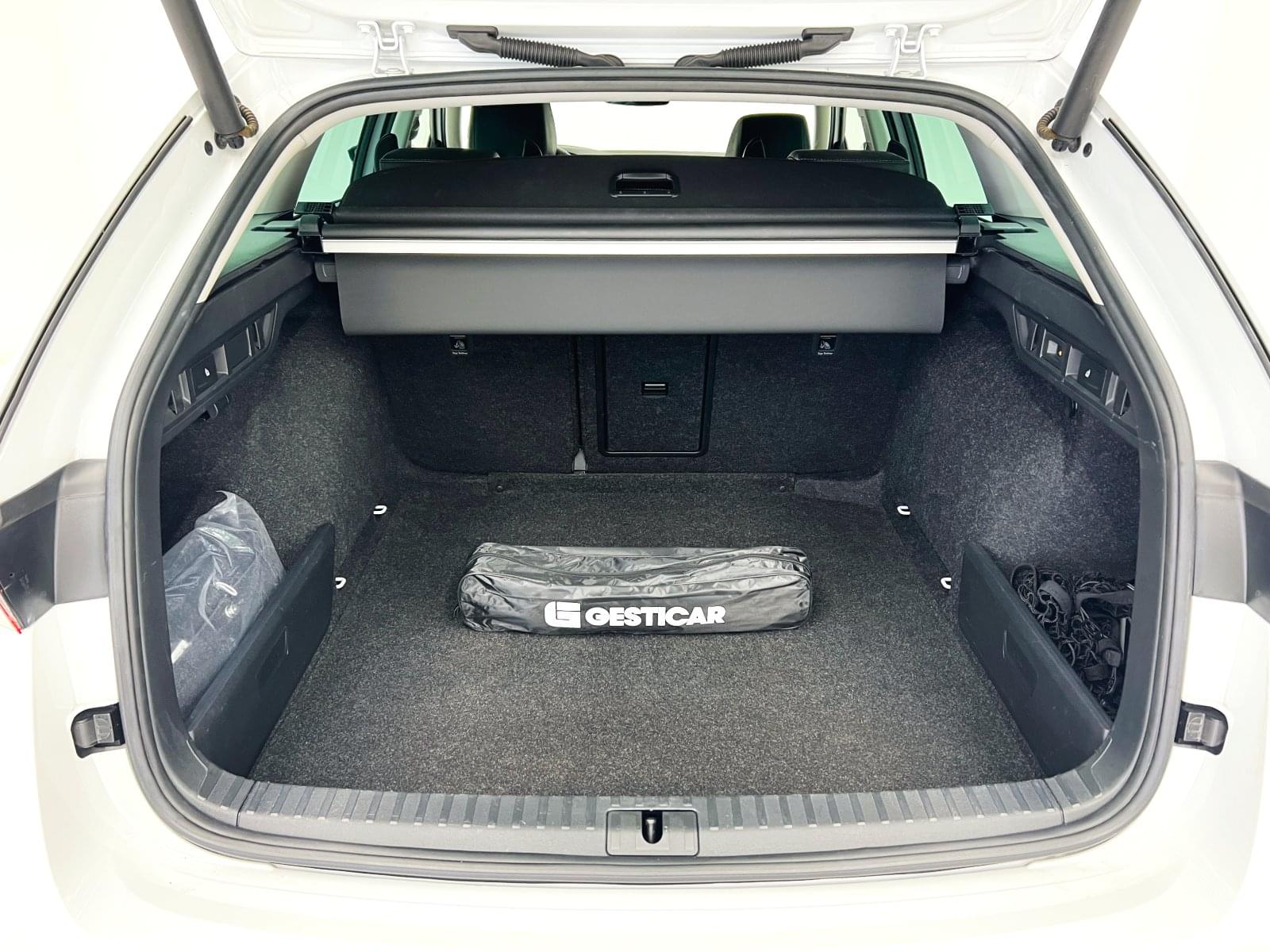 SKODA OCTAVIA COMBI STYLE 2.0 TDI 7 150 CV DSG7 14 