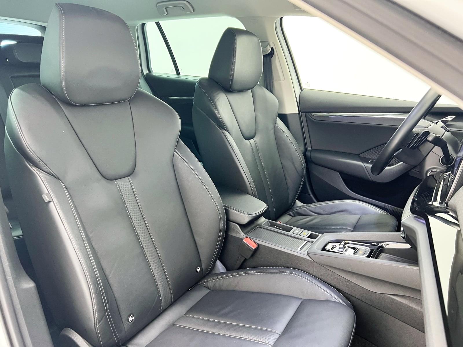 SKODA OCTAVIA COMBI STYLE 2.0 TDI 7 150 CV DSG7 43 