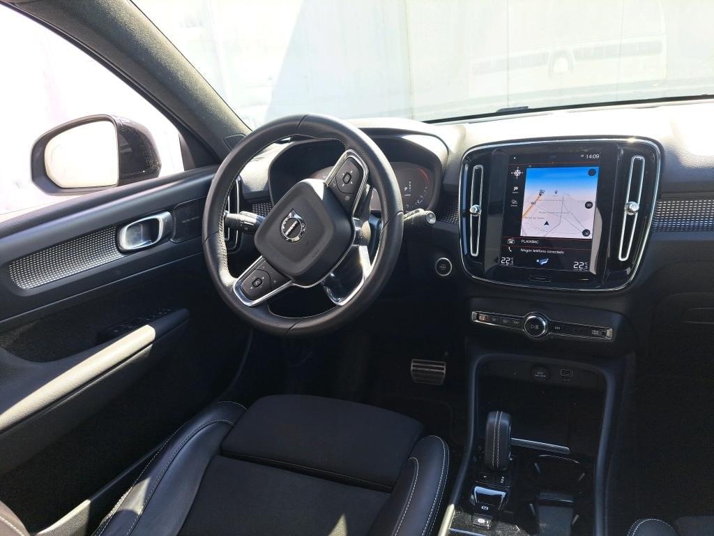VOLVO XC40 2WD PLUG-IN HYBRID R-DESIGN  T5 AT7 5 