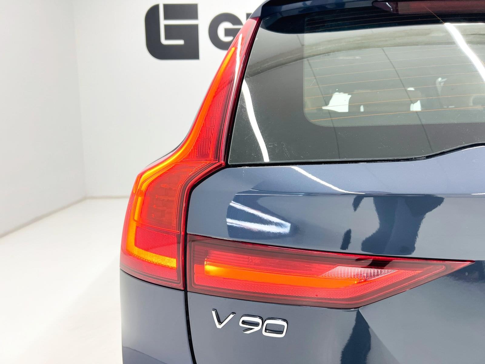 VOLVO V90 FAMILIAR INSCRIPCTION 2.0 150 CV D3 MT6 11 