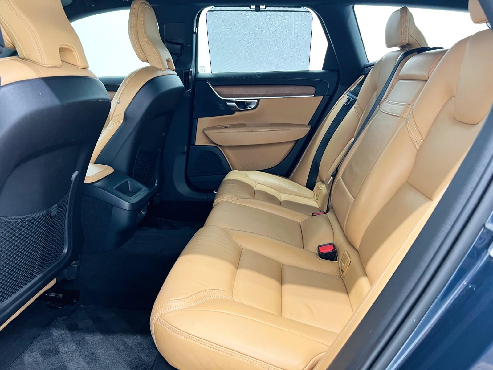 VOLVO V90 FAMILIAR INSCRIPCTION 2.0 150 CV D3 MT6 40 