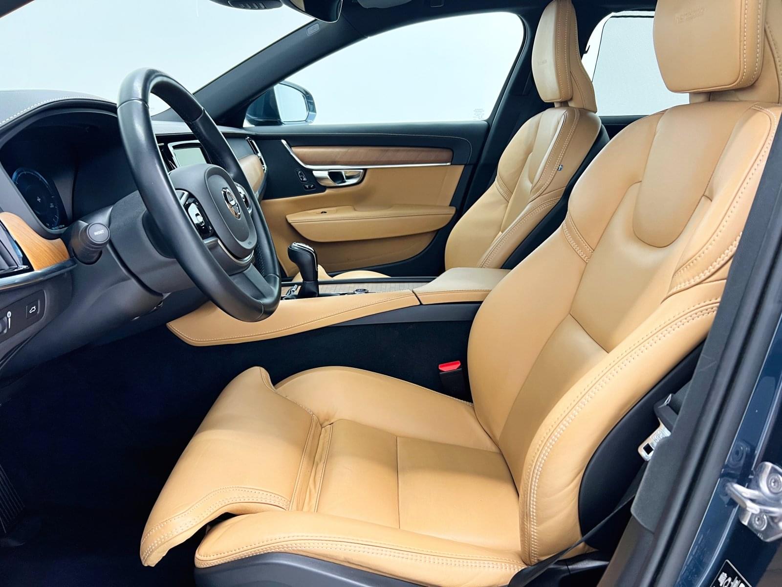 VOLVO V90 FAMILIAR INSCRIPCTION 2.0 150 CV D3 MT6 24 