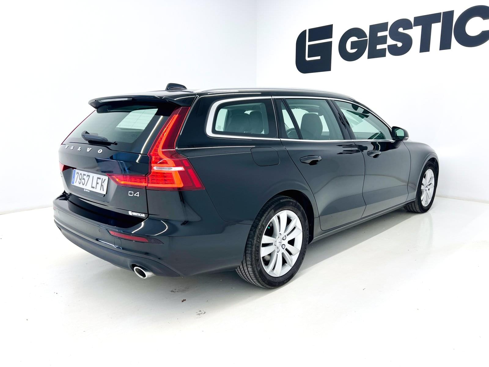 VOLVO V60 FAMILIAR 2.0 D 4 BUSINESS PLUS AUTO 17 
