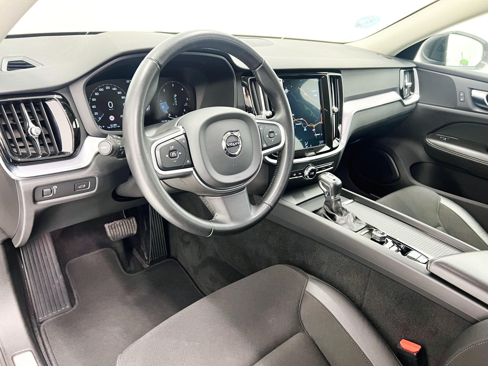 VOLVO V60 FAMILIAR 2.0 D 4 BUSINESS PLUS AUTO 24 