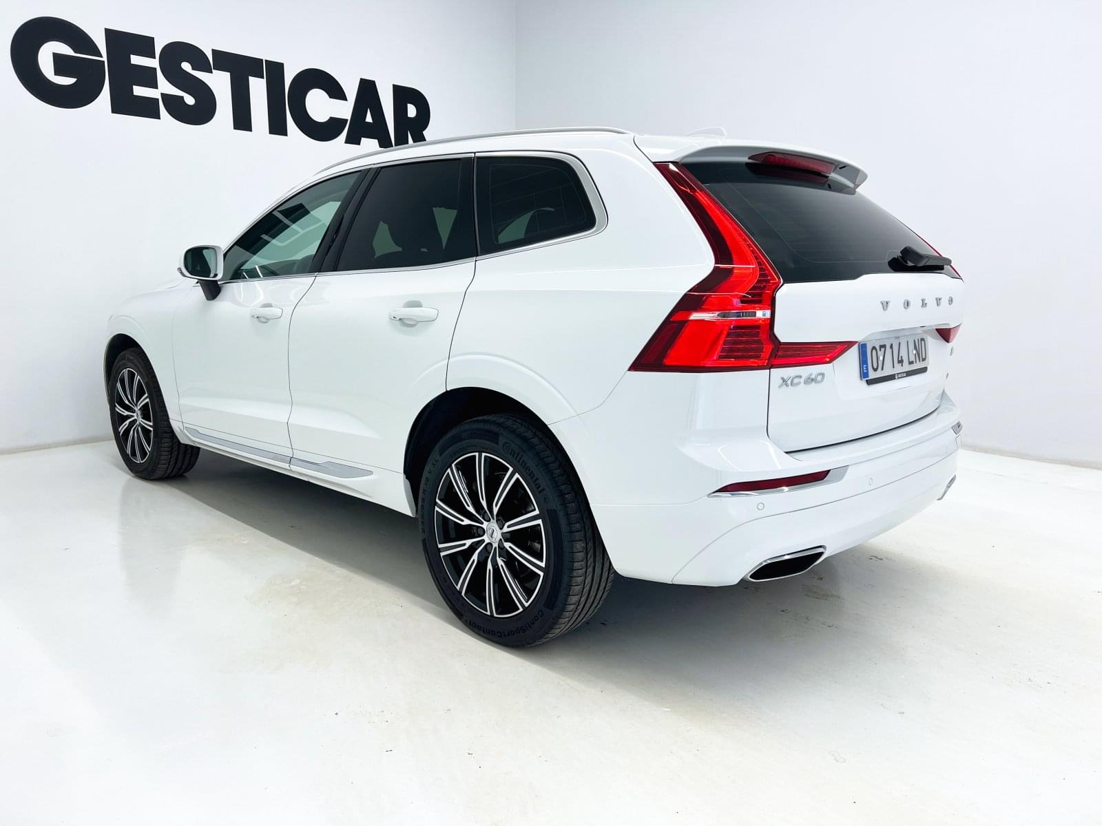 VOLVO XC60 2.0 B4 D INSCRIPTION AUTO 11 