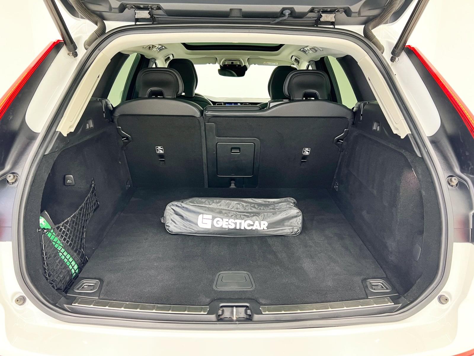 VOLVO XC60 2.0 B4 D INSCRIPTION AUTO 15 