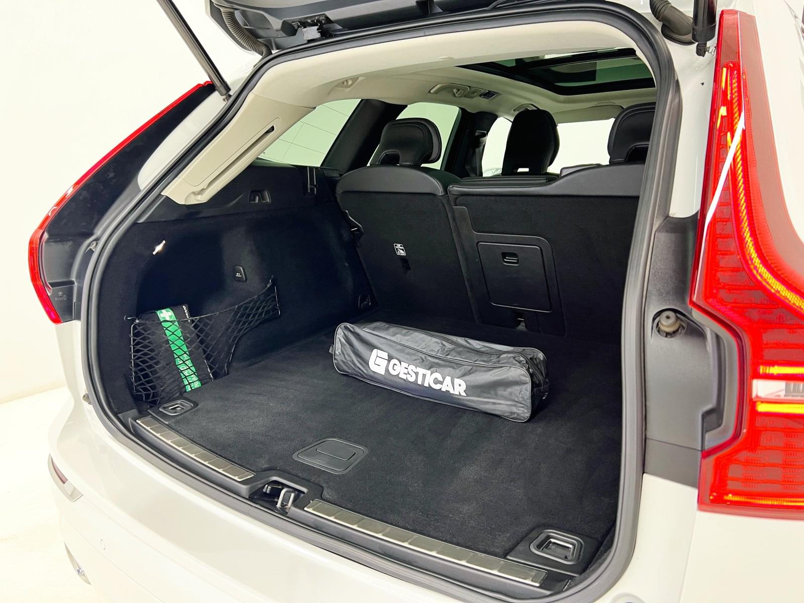 VOLVO XC60 2.0 B4 D INSCRIPTION AUTO 16 