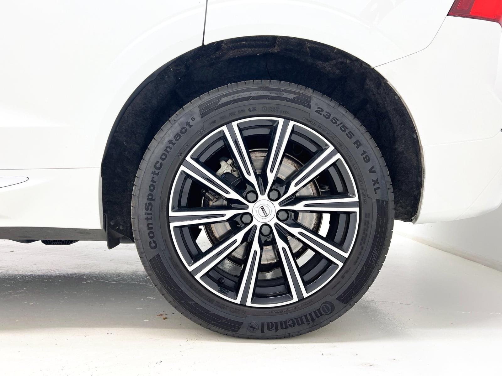 VOLVO XC60 2.0 B4 D INSCRIPTION AUTO 23 
