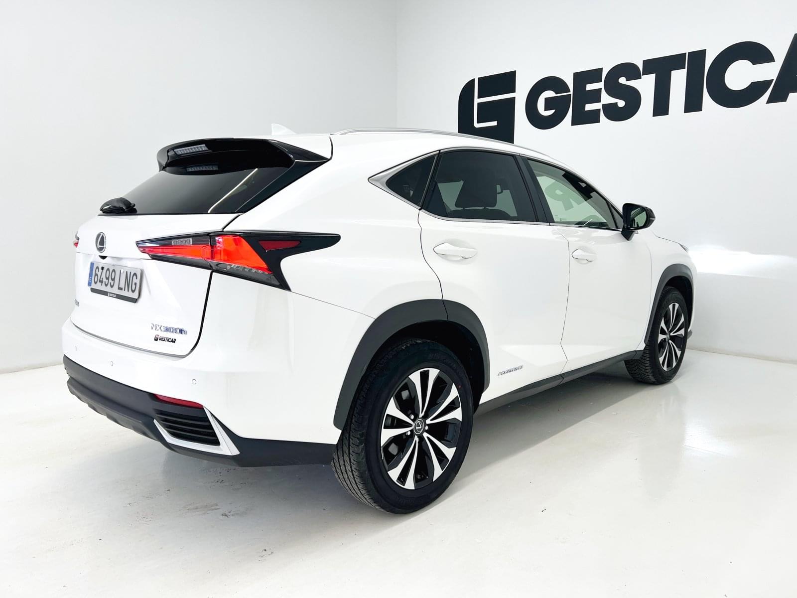 LEXUS NX 2.5 300H PREMIUM 2WD 18 