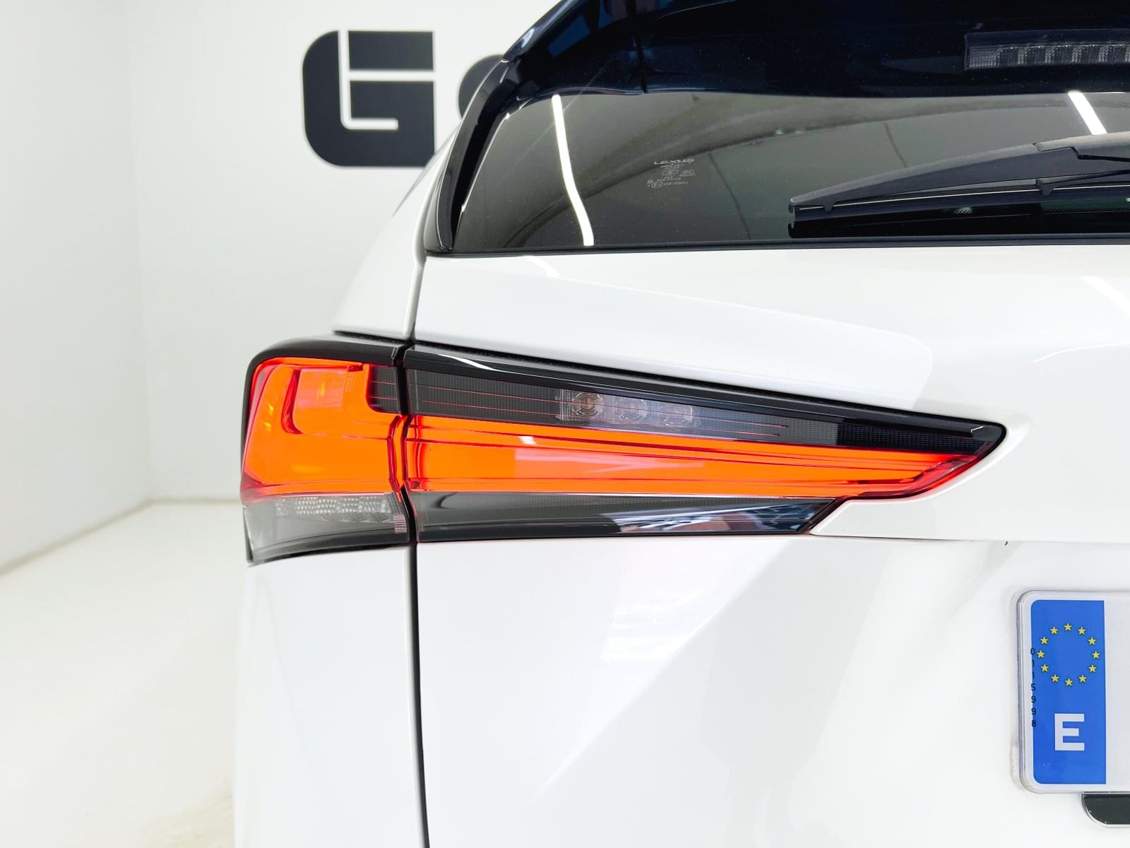 LEXUS NX 2.5 300H PREMIUM 2WD 10 