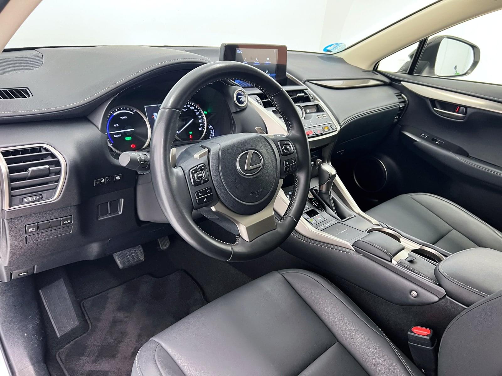 LEXUS NX 2.5 300H PREMIUM 2WD 25 