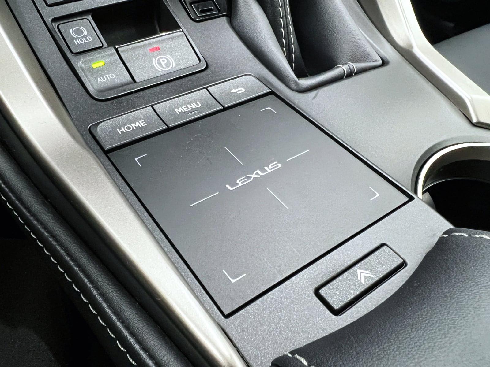 LEXUS NX 2.5 300H PREMIUM 2WD 36 
