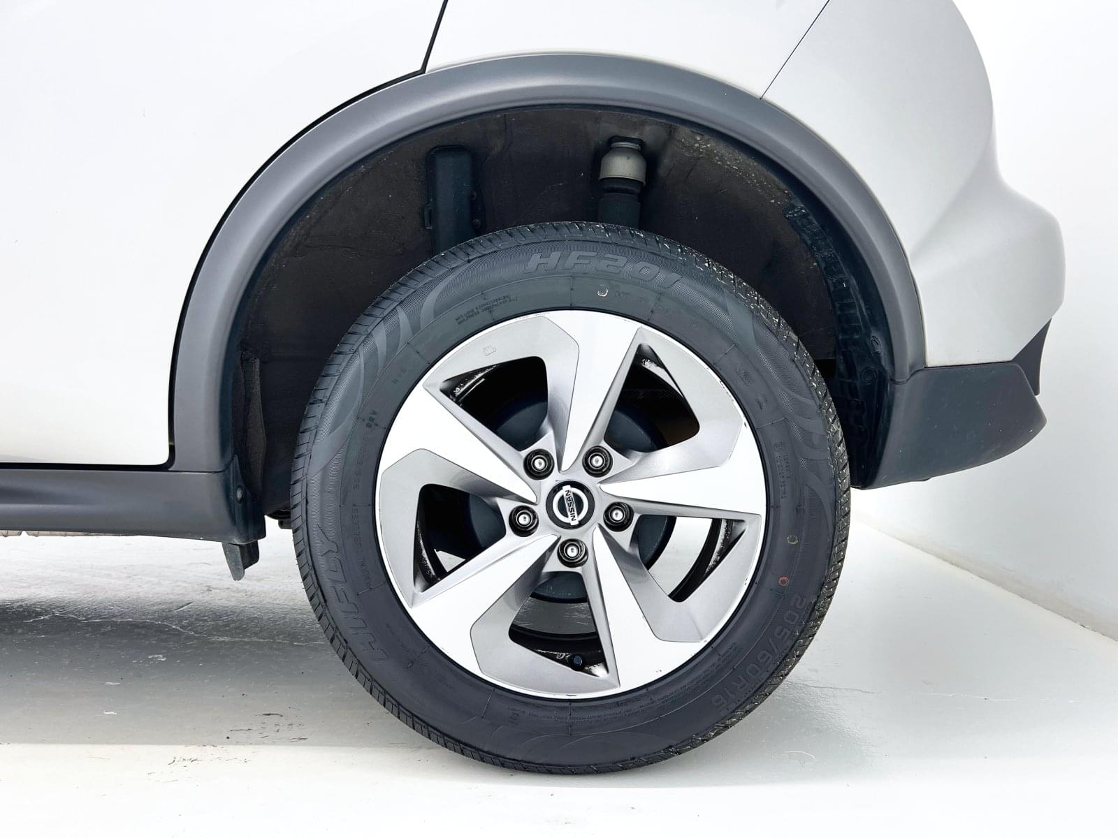 NISSAN JUKE 1.6 ACENTA 112CV 22 