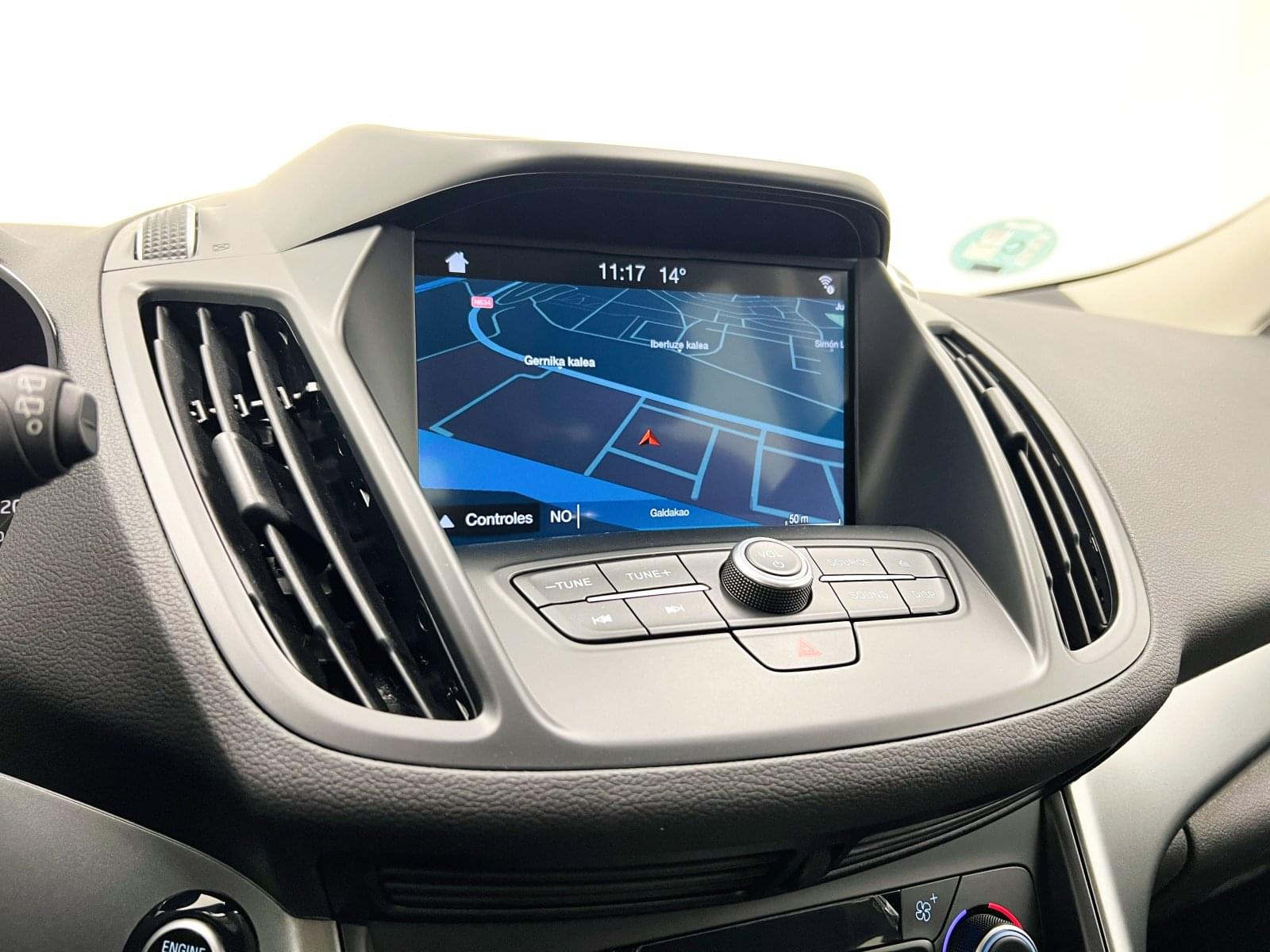 FORD KUGA TREND 1.5 ECOBOOST 120CV MT6 34 