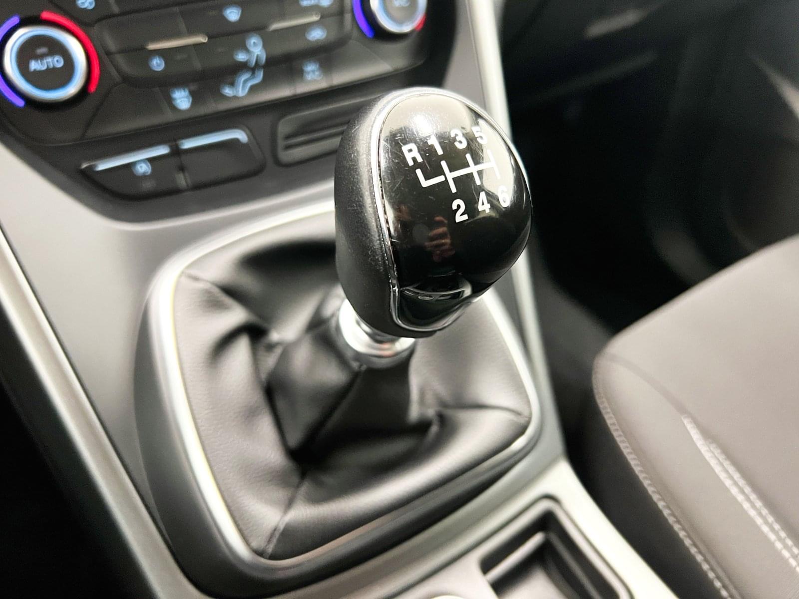 FORD KUGA TREND 1.5 ECOBOOST 120CV MT6 36 