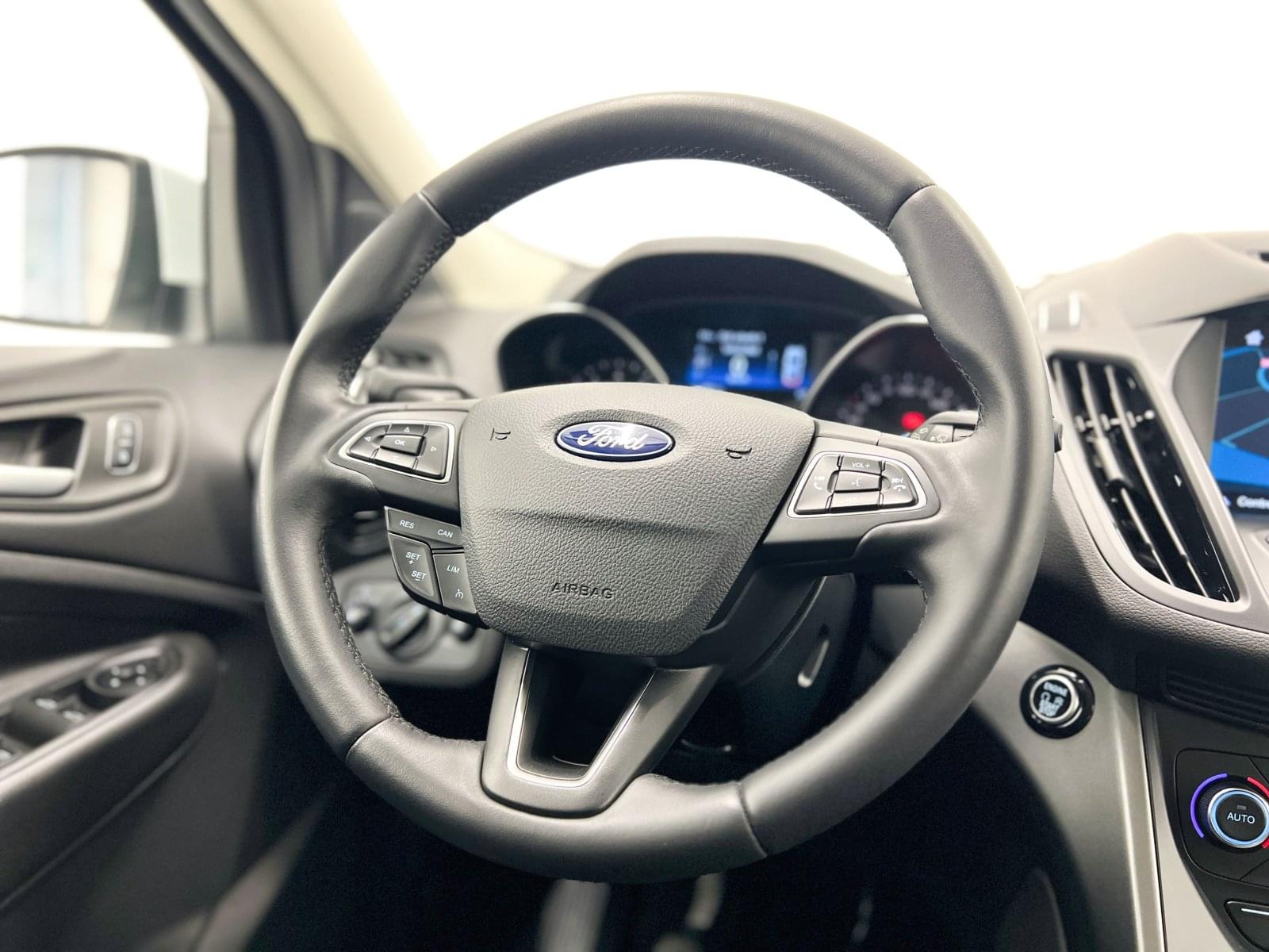 FORD KUGA TREND 1.5 ECOBOOST 120CV MT6 27 