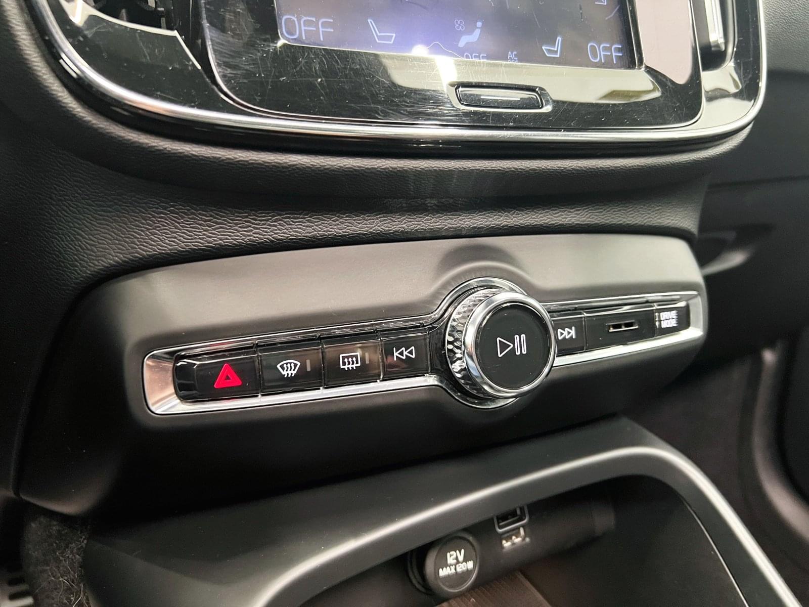 VOLVO XC40 R Design D3 150CV AT8 40 