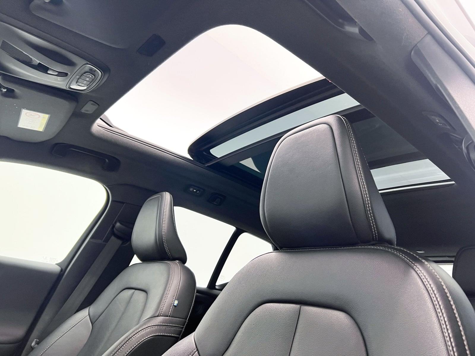 VOLVO XC40 R Design D3 150CV AT8 28 