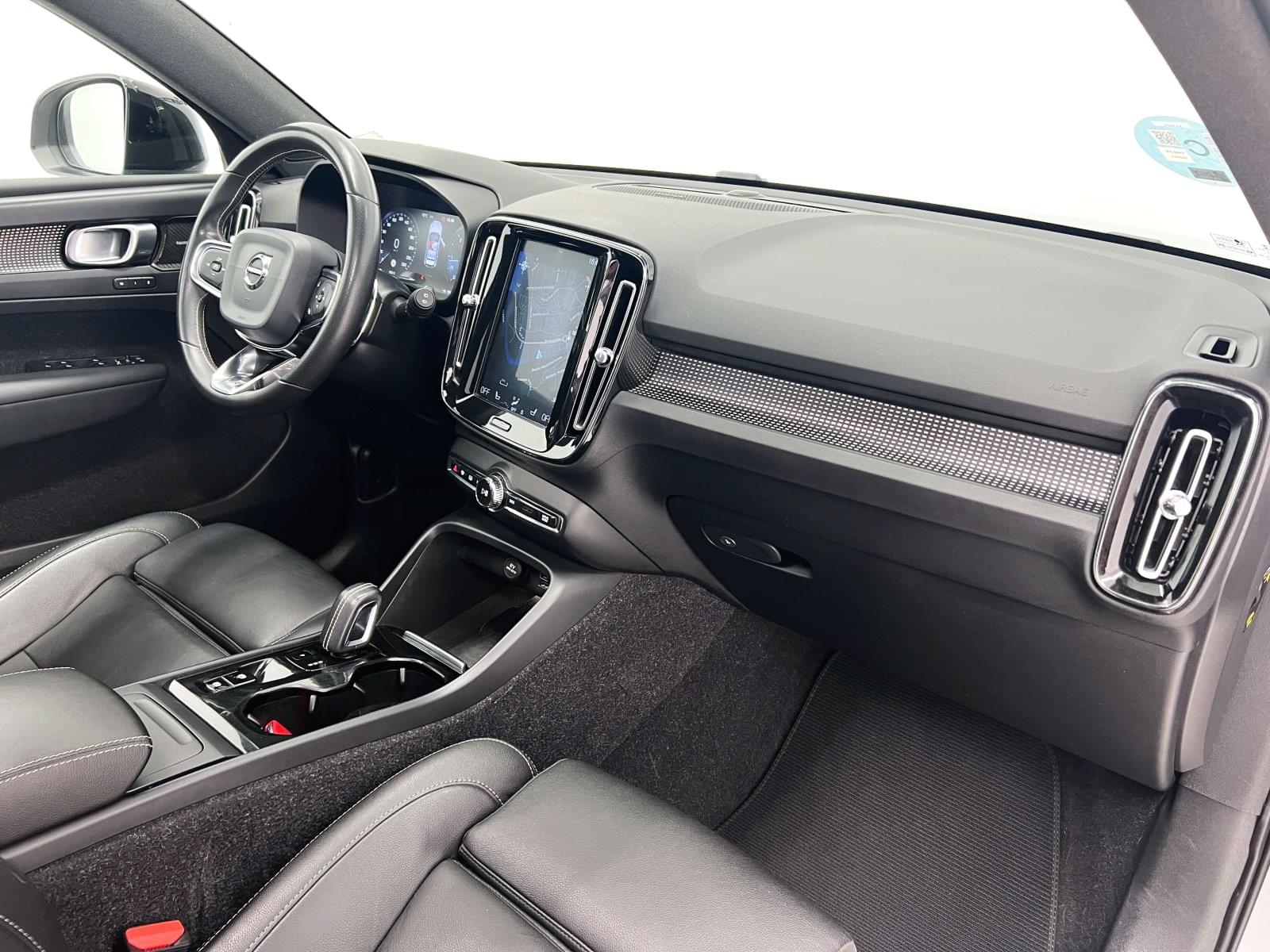 VOLVO XC40 R Design D3 150CV AT8 43 