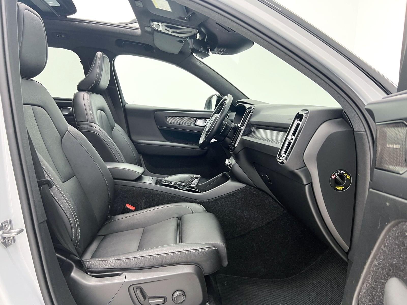 VOLVO XC40 R Design D3 150CV AT8 44 