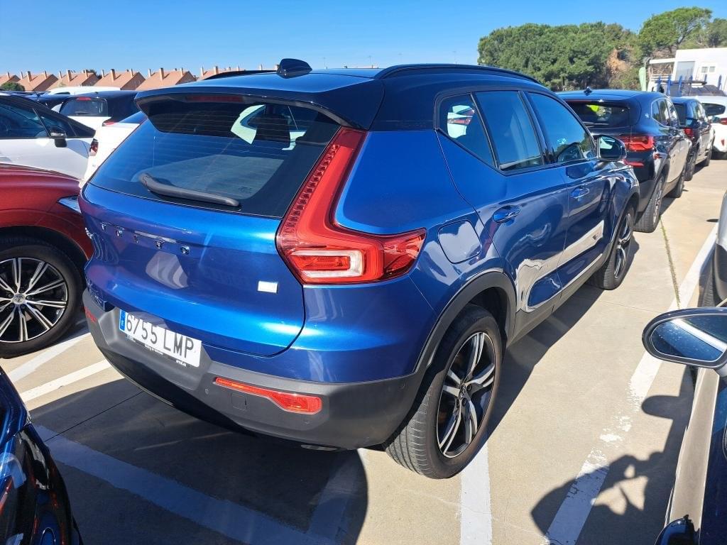 VOLVO XC40 1.5 T5 TWIN RECHARGE R-DESIGN AUTO 3 