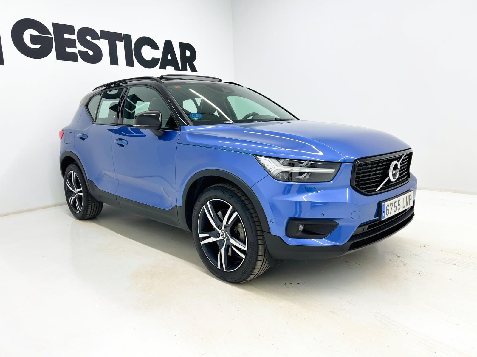 VOLVO XC40 1.5 T5 TWIN RECHARGE R-DESIGN AUTO 2 