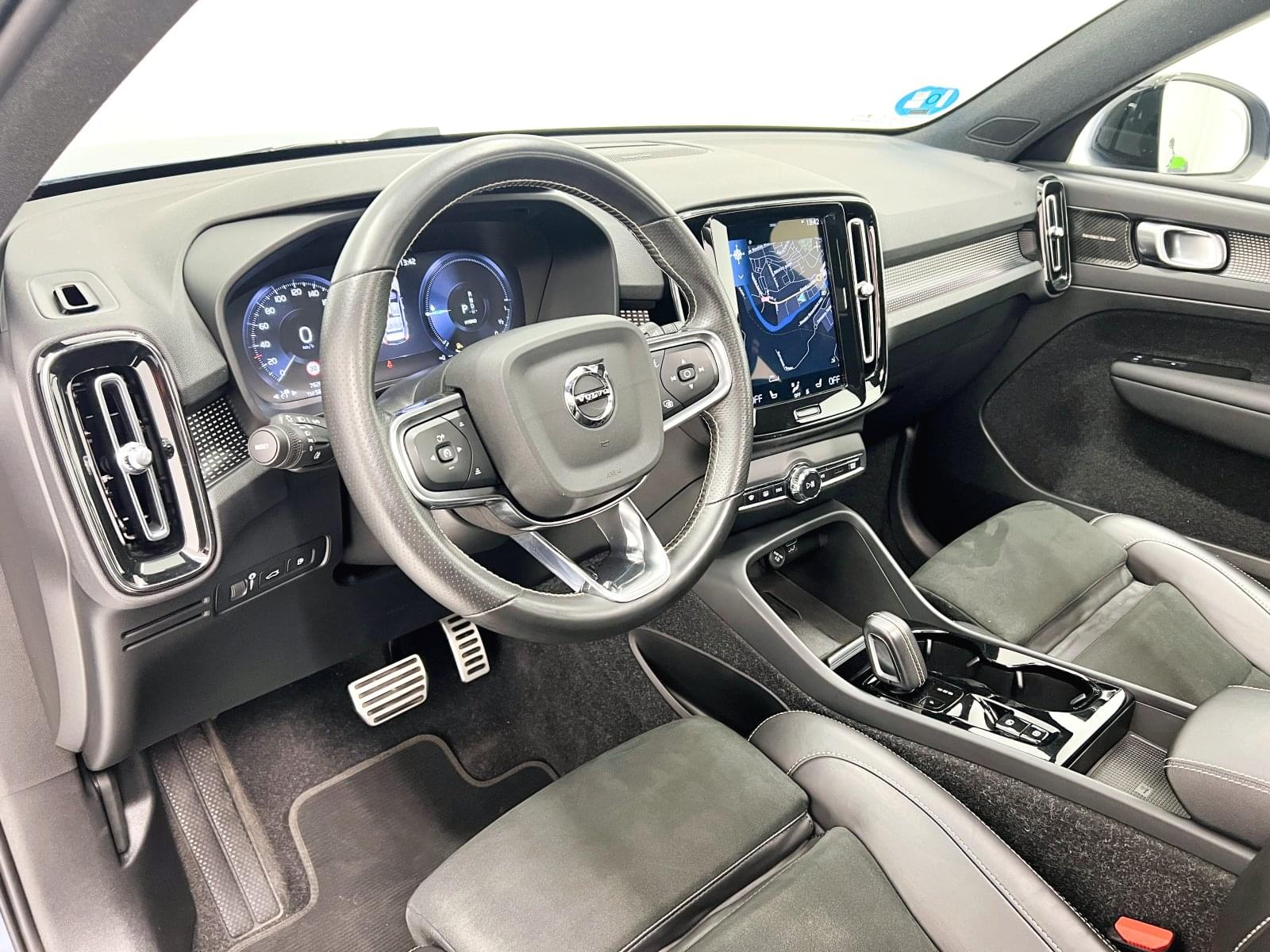 VOLVO XC40 1.5 T5 TWIN RECHARGE R-DESIGN AUTO 27 