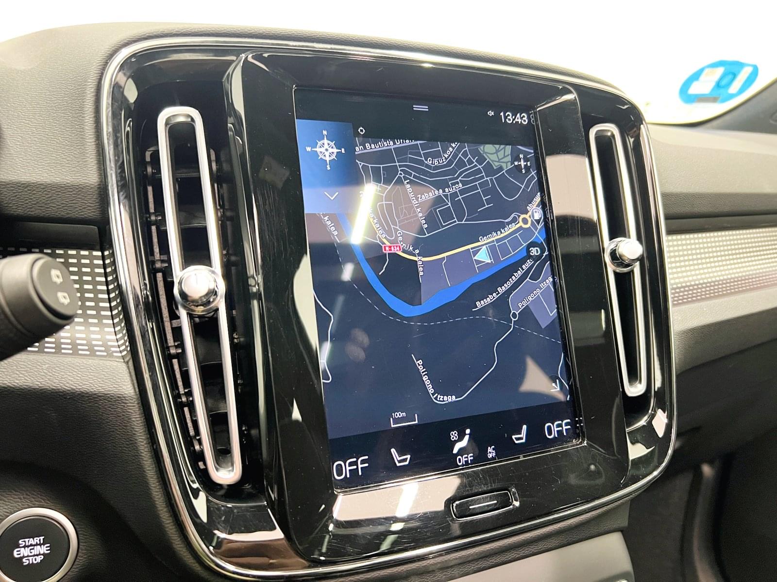 VOLVO XC40 1.5 T5 TWIN RECHARGE R-DESIGN AUTO 35 